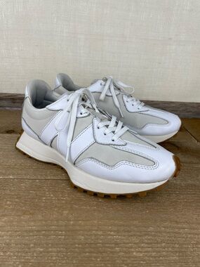 Women’s New Balance 327 Sneakers